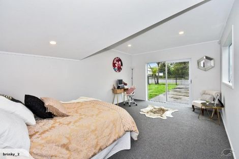 Photo of property in 4 Kawakawa-orere Road, Kawakawa Bay, Papakura, 2585