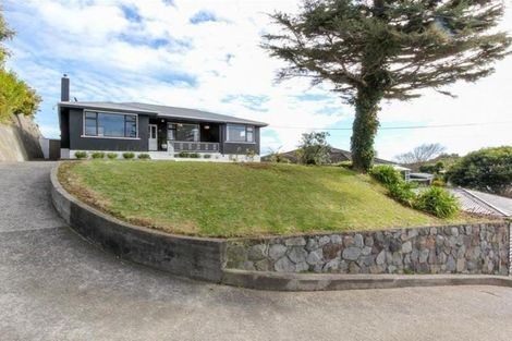 Photo of property in 65 Tarahua Road, Welbourn, New Plymouth, 4310