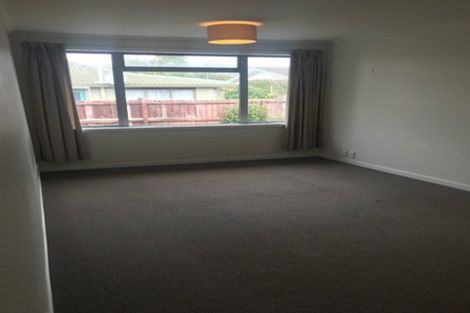 Photo of property in 2/174a Wilsons Road South, Saint Martins, Christchurch, 8022