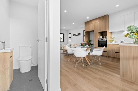 Photo of property in 3/25 Swanson Road, Henderson, Auckland, 0610