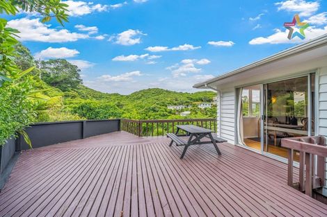 Photo of property in 42 Akatea Road, Korokoro, Lower Hutt, 5012