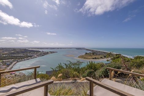 Photo of property in 44 Panorama Road, Clifton, Christchurch, 8081