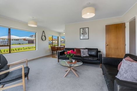 Photo of property in 2/39 Francis Street, Hauraki, Auckland, 0622