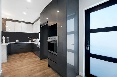 Photo of property in 16 Laquinta Place, Flat Bush, Auckland, 2019