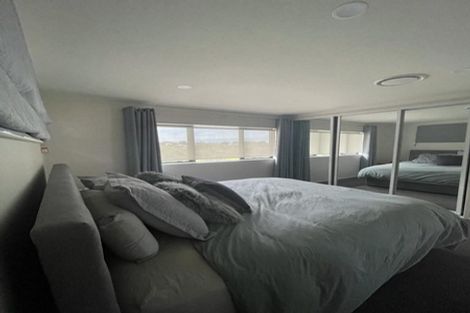 Photo of property in 15 Mcdowell Crescent, Hillcrest, Auckland, 0627