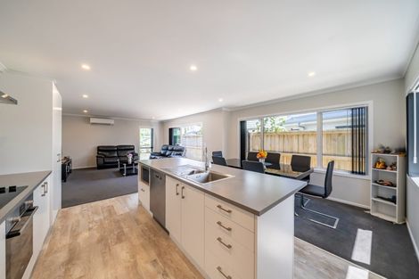 Photo of property in 2 Climie Way, Trentham, Upper Hutt, 5018