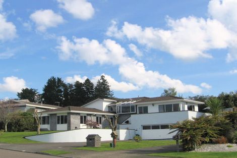 Photo of property in 21 Mark Place, Lynmore, Rotorua, 3010