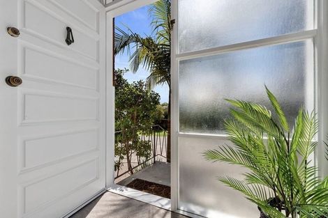 Photo of property in 3/1 Rata Road, Devonport, Auckland, 0624