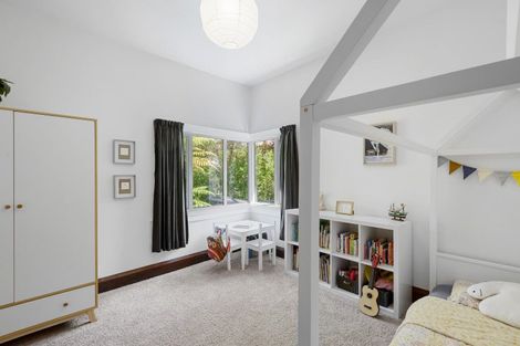 Photo of property in 237 Waimea Terrace, Beckenham, Christchurch, 8023