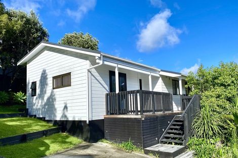 Photo of property in 2/660 Beach Road, Browns Bay, Auckland, 0630