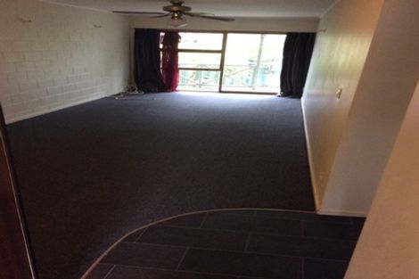 Photo of property in 4/25a Vine Street, Mangere East, Auckland, 2024