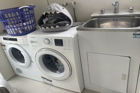 Photo of property in 3/72 Moore Street, Howick, Auckland, 2014