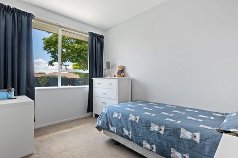 Photo of property in 52 Solomon Avenue, Redwood, Christchurch, 8051