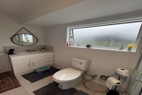 Photo of property in 27 Cedar Heights Avenue, Massey, Auckland, 0614