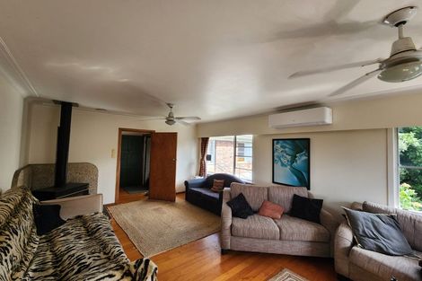 Photo of property in 2 Victoria Avenue, Waiuku, 2123