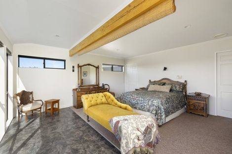 Photo of property in 24 Palm Parade, Riversdale Beach, Masterton, 5872
