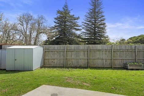 Photo of property in 16 Taupata Lane, Helensville, 0800