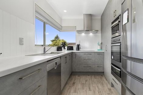 Photo of property in 4 Bell Common Close, Bethlehem, Tauranga, 3110