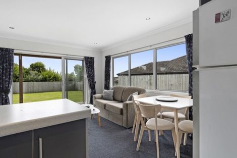 Photo of property in 12 Haden Place, Omokoroa, 3114