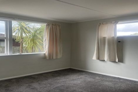 Photo of property in 1/51 Deep Creek Road, Waiake, Auckland, 0630