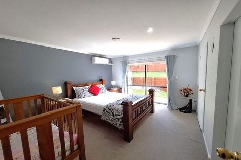 Photo of property in 36 Saralee Drive, Manurewa, Auckland, 2105