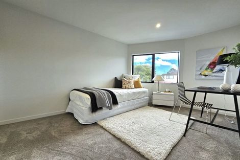 Photo of property in 37e West Harbour Drive, West Harbour, Auckland, 0618