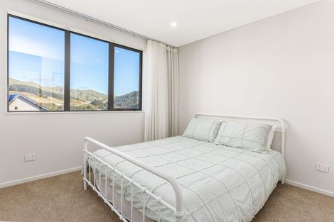 Photo of property in 2 Tiratu Rise, Whitby, 5024