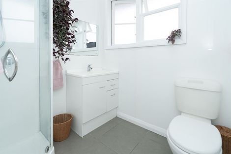 Photo of property in 2 Hawk Street, Frankton, Hamilton, 3204