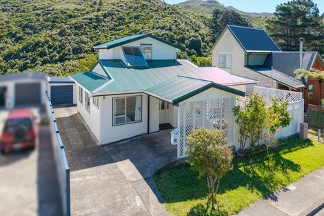 Photo of property in 50 Hazlewood Avenue, Karori, Wellington, 6012