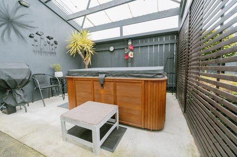 Photo of property in 45 Robertson Street, Gore, 9710