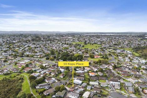 Photo of property in 10 Kopu Place, Clendon Park, Auckland, 2103