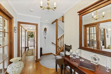 Photo of property in 15 Doris Gordon Crescent, Crofton Downs, Wellington, 6035