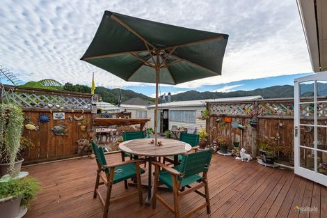 Photo of property in 1 Butler Street, Naenae, Lower Hutt, 5011