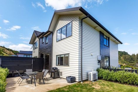 Photo of property in 7 Holystone Road, Whitby, Porirua, 5024