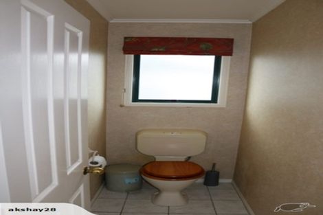 Photo of property in 126a Whitney Street, New Windsor, Auckland, 0600