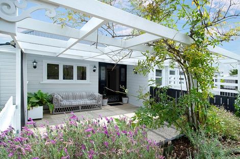 Photo of property in 12 Mildon Road, Waitakere, Auckland, 0782