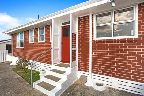 Photo of property in 45 Piko Street, Titahi Bay, Porirua, 5022