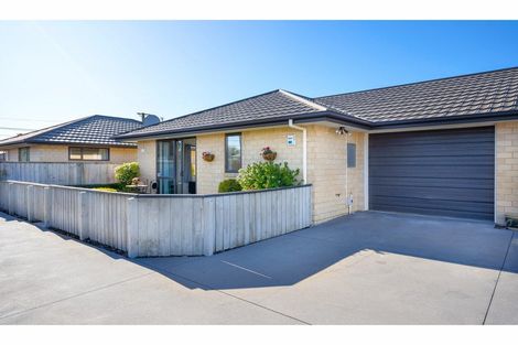 Photo of property in 2/50 Koromiko Street, Saint Martins, Christchurch, 8022