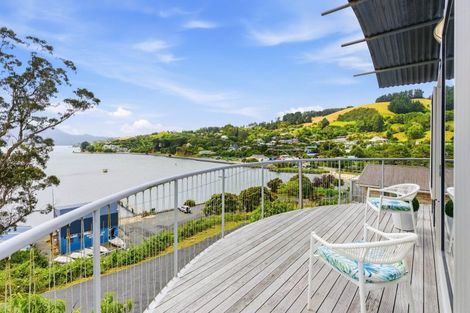 Photo of property in 40 Marine Parade, Macandrew Bay, Dunedin, 9014