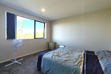 Photo of property in 4d Deep Creek Road, Torbay, Auckland, 0630