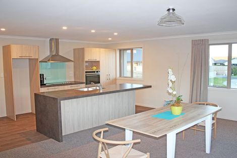 Photo of property in 8 Mcmullan Place, Oamaru North, Oamaru, 9400