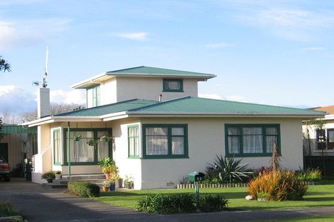 Photo of property in 22 Windsor Street, Terrace End, Palmerston North, 4410