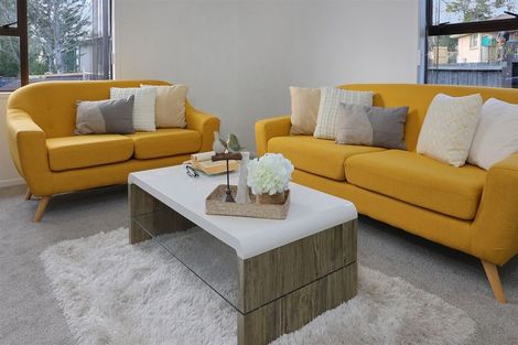 Photo of property in 93 Brunner Road, Glen Eden, Auckland, 0602