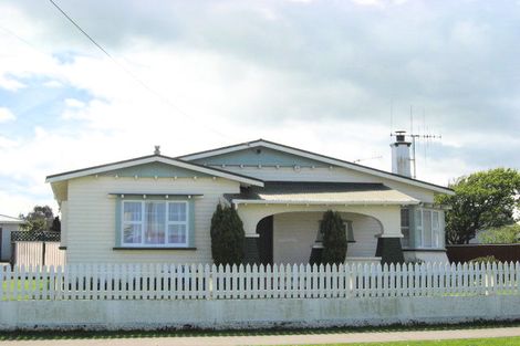 Photo of property in 8 Duigan Street, Gonville, Whanganui, 4501