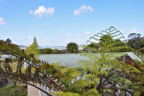 Photo of property in 12 Goebel Street, Tinopai, 0593