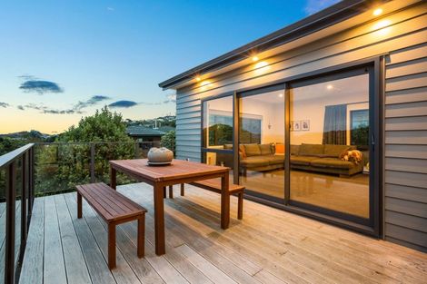 Photo of property in 9b Saint Ives Drive, Camborne, Porirua, 5026