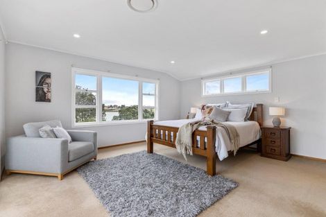 Photo of property in 98 Ireland Road, Mount Wellington, Auckland, 1060
