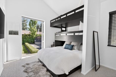 Photo of property in 1/61 Eely Point Road, Wanaka, 9305