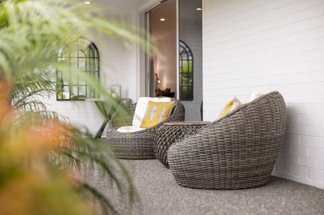 Photo of property in 5 Hanlow Place, Pyes Pa, Tauranga, 3112