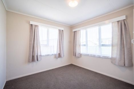 Photo of property in 26 Battersea Place, Roslyn, Palmerston North, 4414
